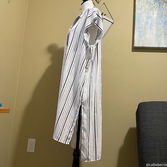 Striped Cap Sleeve High-Low Long Tunic - Picture 3 of 7